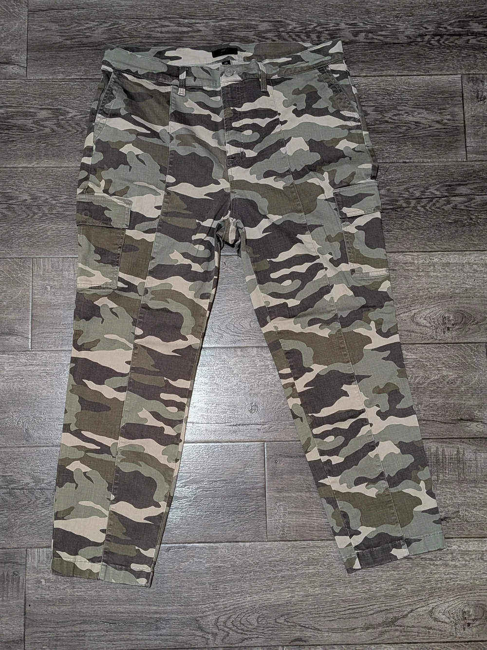 Women's Vintage Straight Cargo Pants Camo Green Size 32 Crop Utility